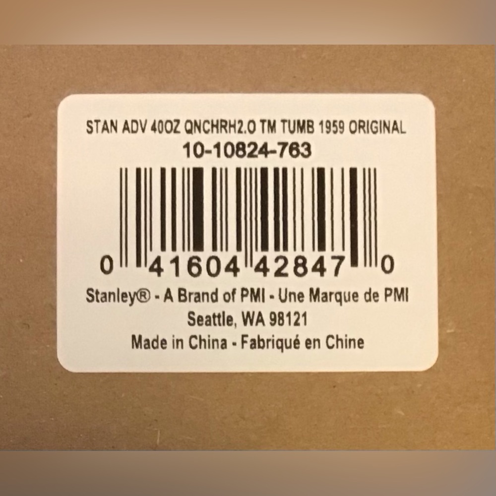 🤩 Stanley x Barbie 40oz Quencher Tumbler - New in Box! - Picture 4 of 5